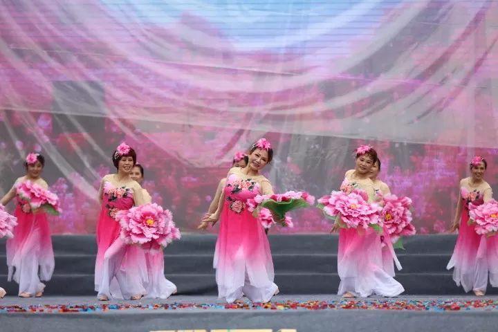 解疑答惑,尽在发现老公出轨,家里两个小孩都不满10岁,我没啥收入,是选择离婚还是忍耐认命?!